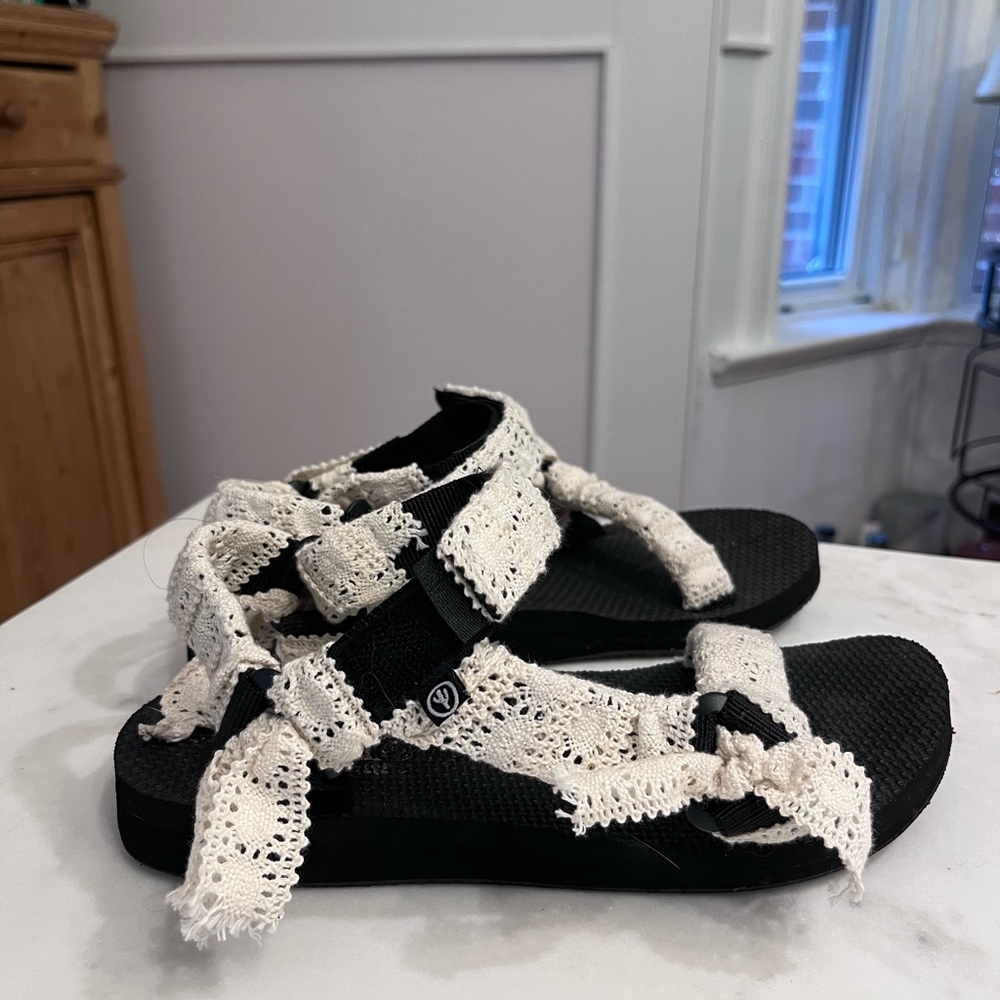 Arizona Love Trekky Sandals - Size 38